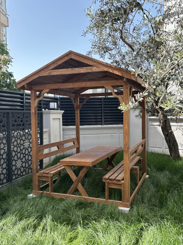 Ahşap Çatılı Piknik Masası - görünüm 3